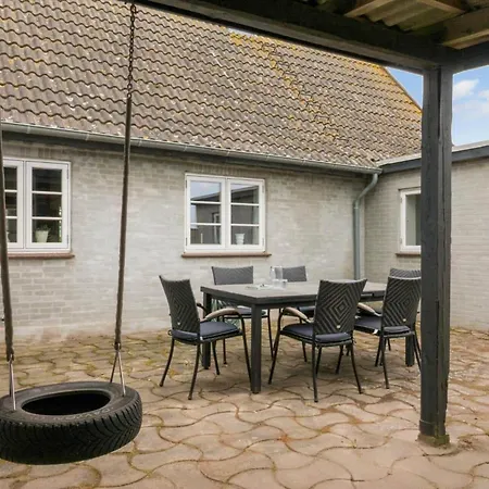 6707-ronne-kallokkevej-5 * Rønne